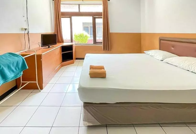 Hotelli Shanty Mitra Reddoorz