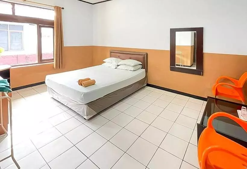 Hotelli Shanty Mitra Reddoorz