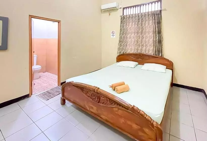 Hotelli Shanty Mitra Reddoorz