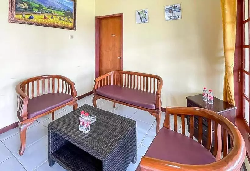 Hotelli Shanty Mitra Reddoorz