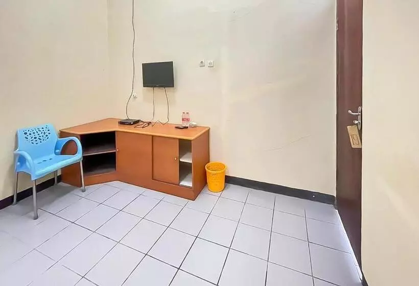 Hotelli Shanty Mitra Reddoorz