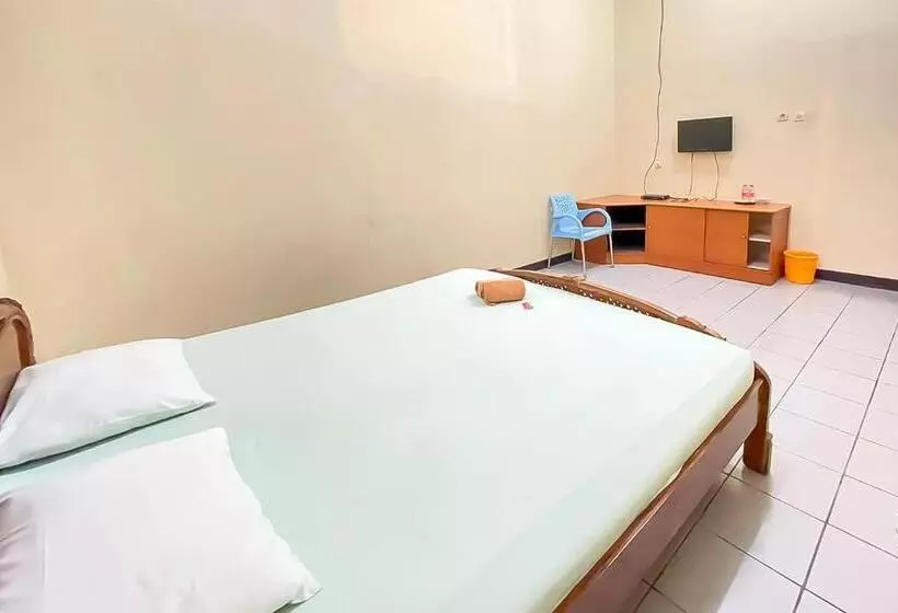 Hotelli Shanty Mitra Reddoorz