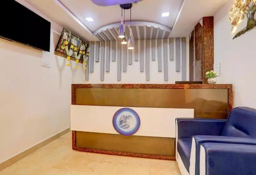 ホテル Super Townhouse Khammam Formerly Bluemoon