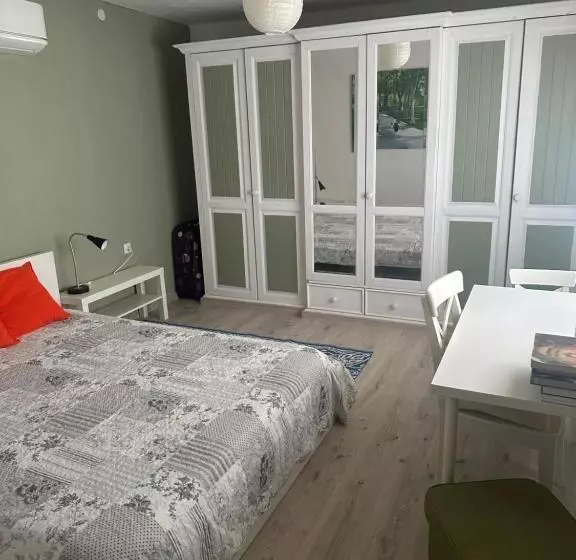 Majatalo Chez Le Colonel Pool House