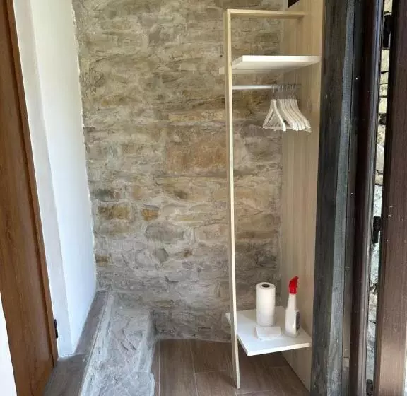 Majatalo Chez Le Colonel Pool House