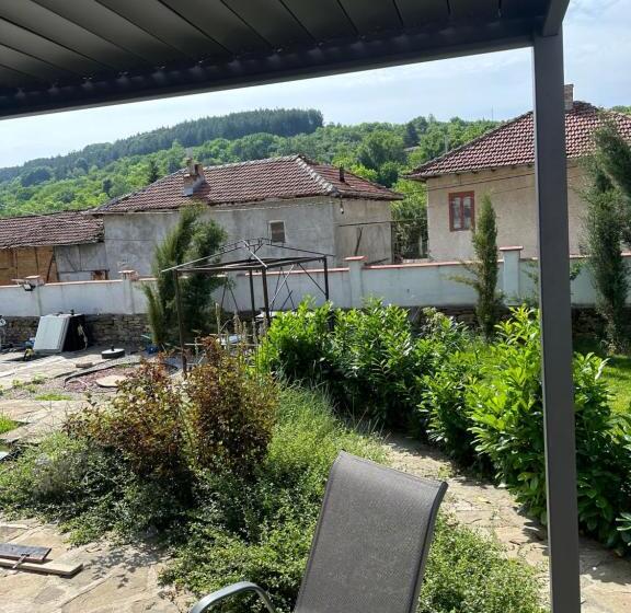 פנסיון Chez Le Colonel Pool House