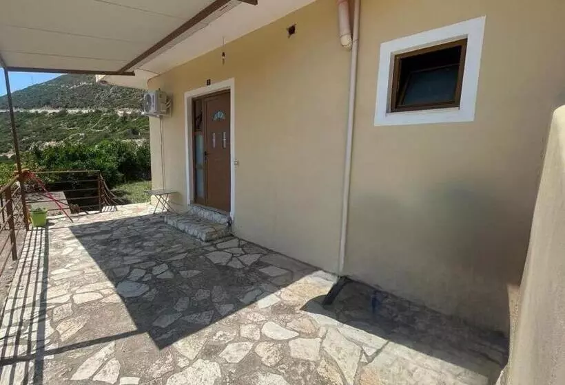 Majatalo Dimas Apartments