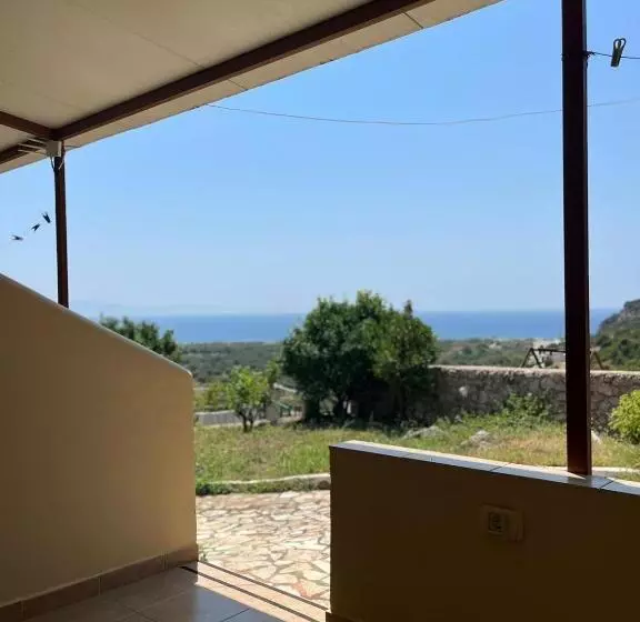 Majatalo Dimas Apartments