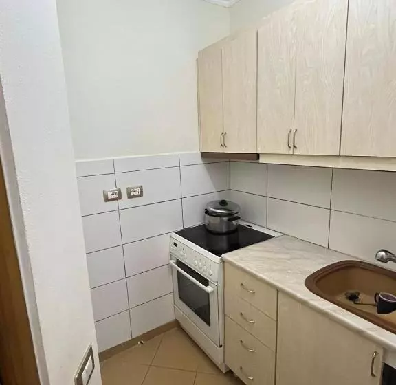 Majatalo Dimas Apartments