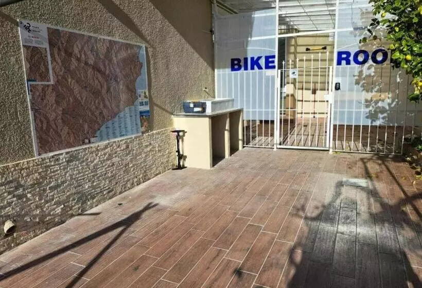 ペンション Joyfül Accomodation