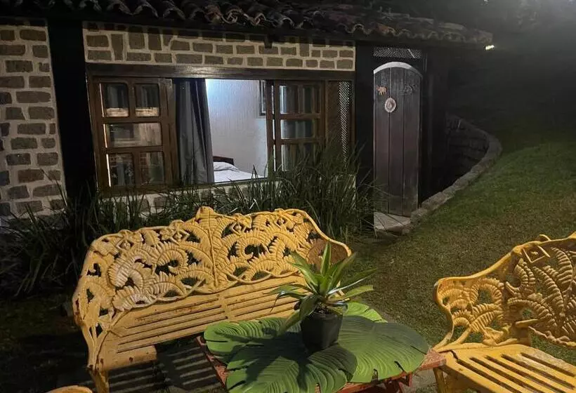 ペンション Recanto Dos Colibris