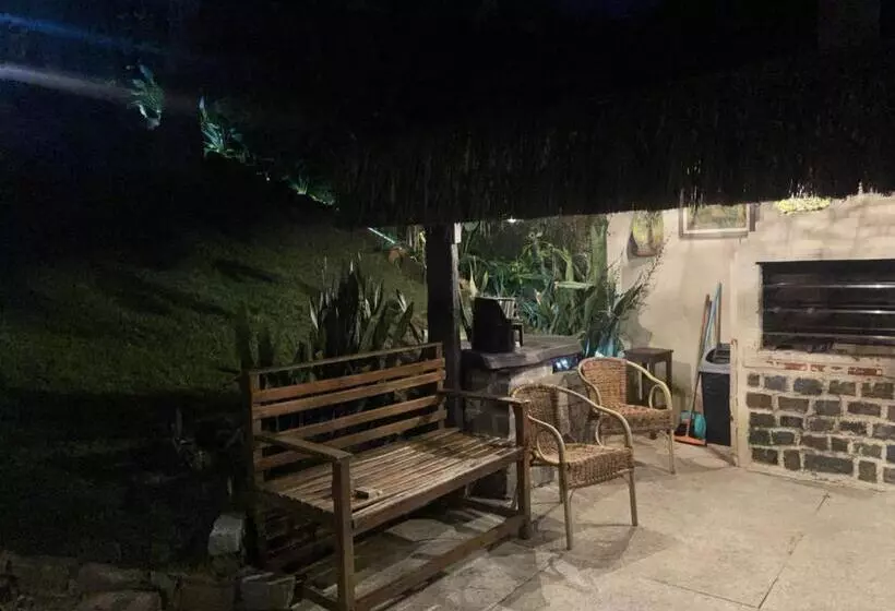 ペンション Recanto Dos Colibris