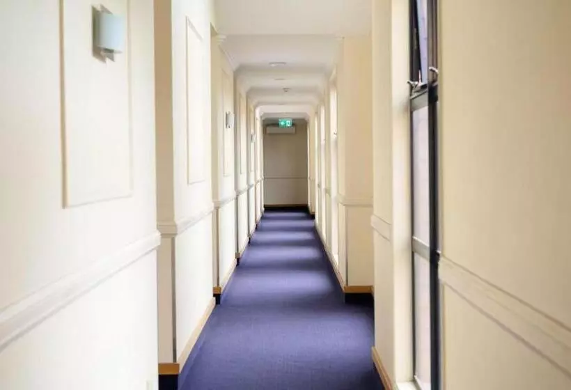 Asraport Motel