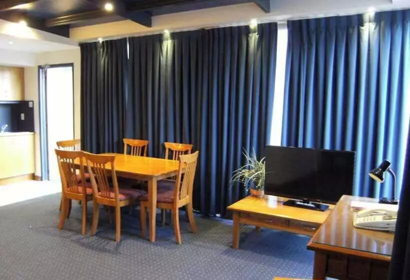 Asraport Motel