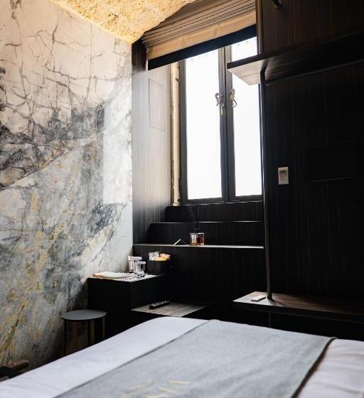 تختخواب و صبحانه Maqqua