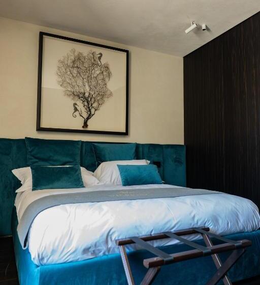 تختخواب و صبحانه Maqqua