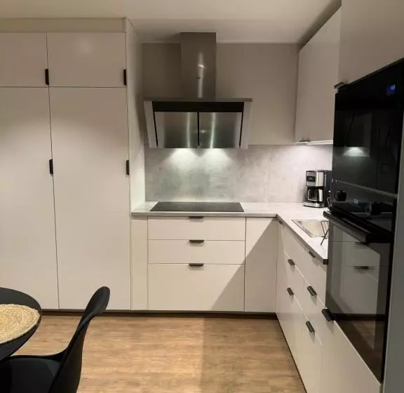 Aamiaismajoitus (B&B) Rest And Stay