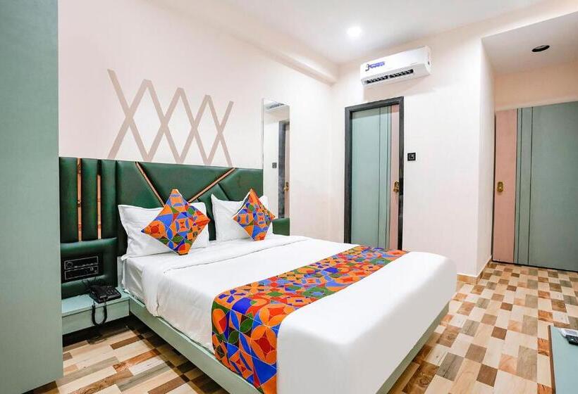 Fabhotel Luxurious Inn   Nr Galaxy Circle