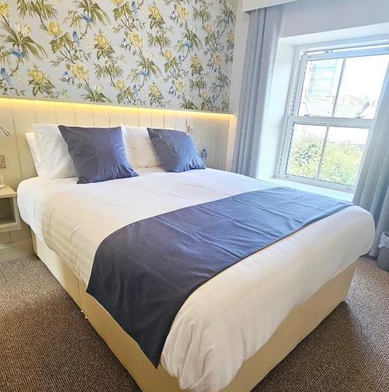 Капсульный Oтель The Quay Lodge