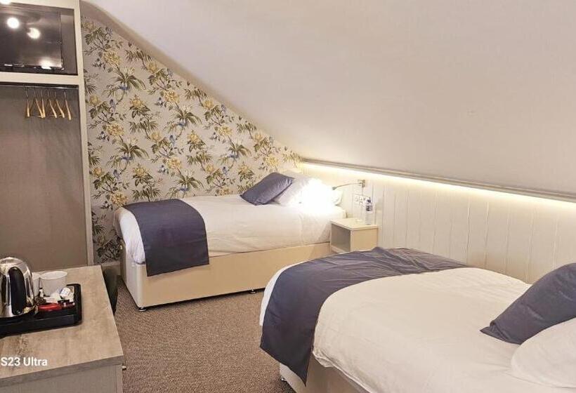 Капсульный Oтель The Quay Lodge