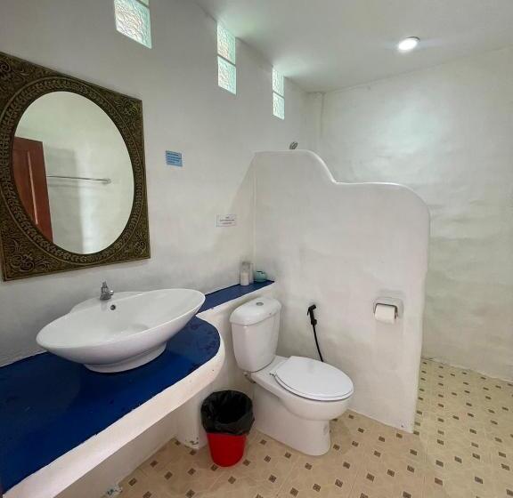 Отель Gee Resort