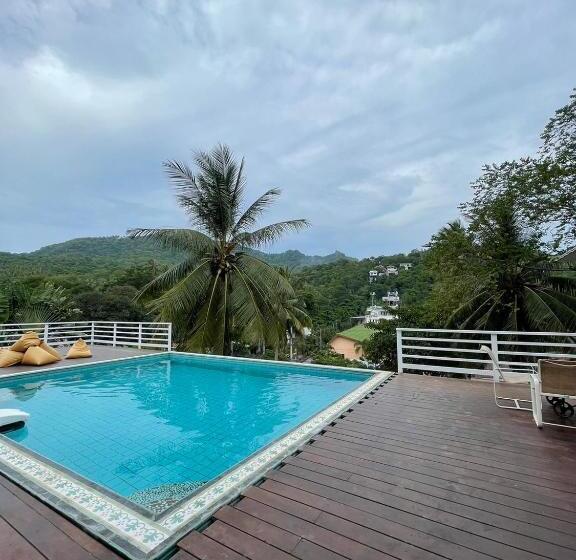 Отель Gee Resort