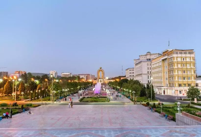 هتل Kiropol Airport