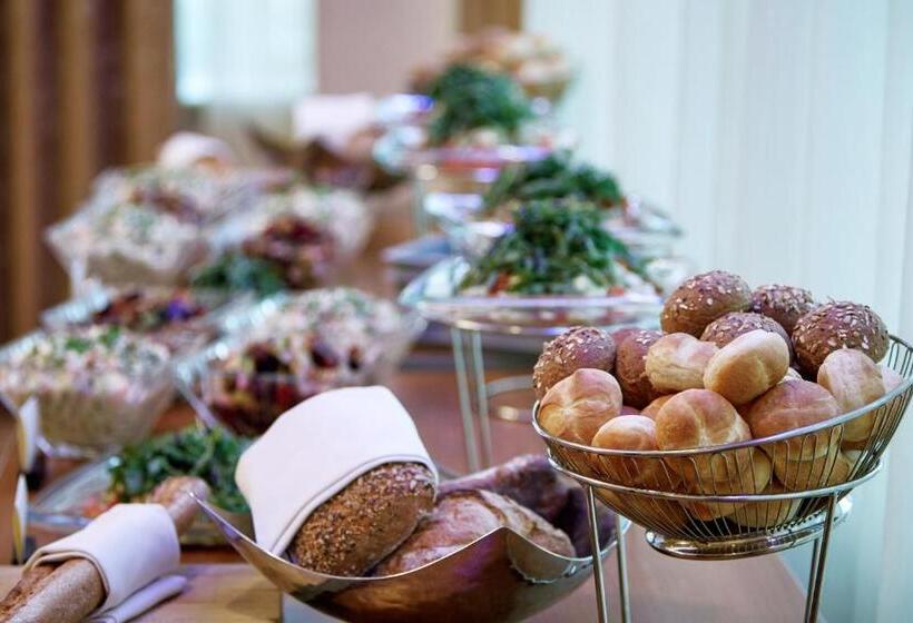 فندق Kiropol Airport