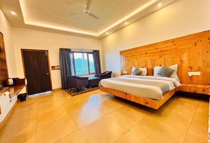 Hotel The Grand Edge Retreat   Luxury In The Clouds