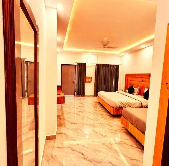 Hotel The Grand Edge Retreat   Luxury In The Clouds