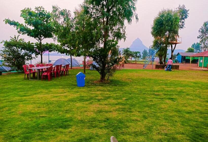 אתר נופש Get Set Go Camping & Cottage Pawna