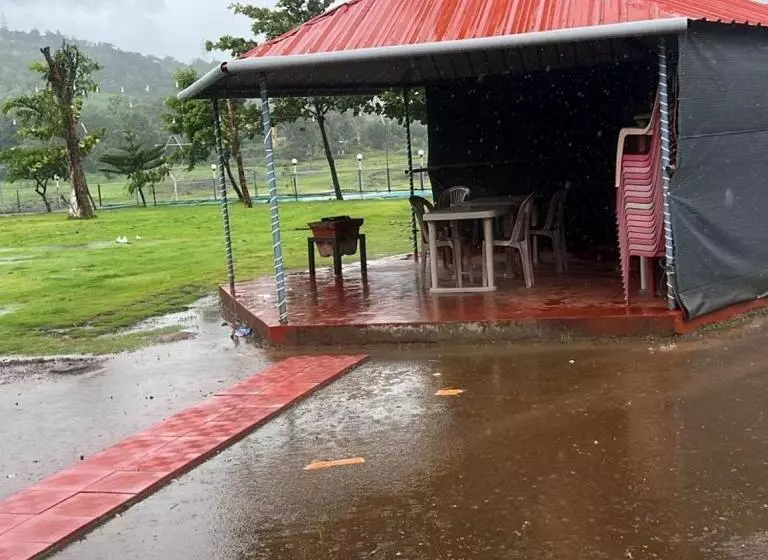 Lomakeskus Get Set Go Camping & Cottage Pawna