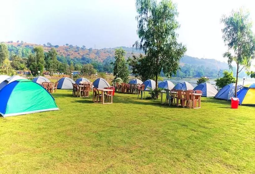 Lomakeskus Get Set Go Camping & Cottage Pawna