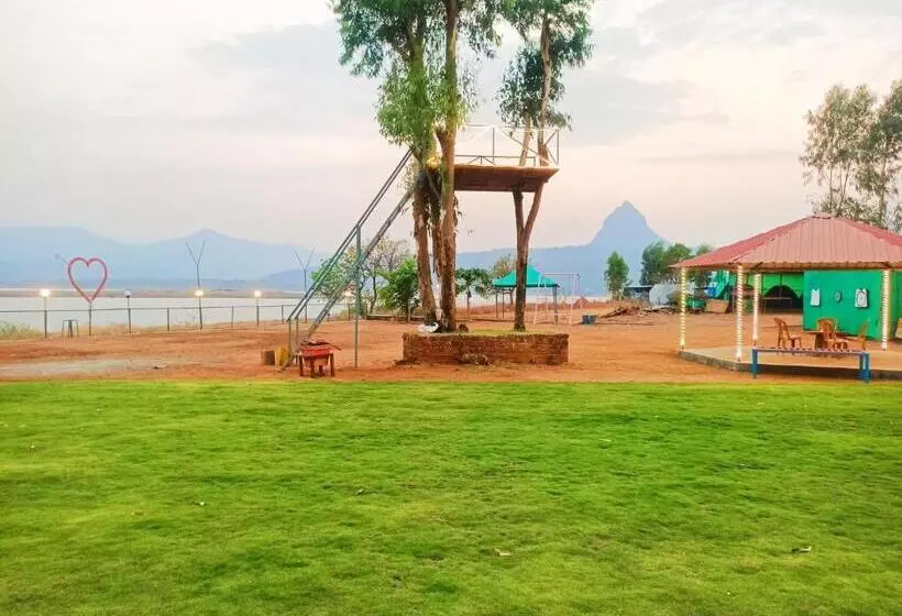 Lomakeskus Get Set Go Camping & Cottage Pawna