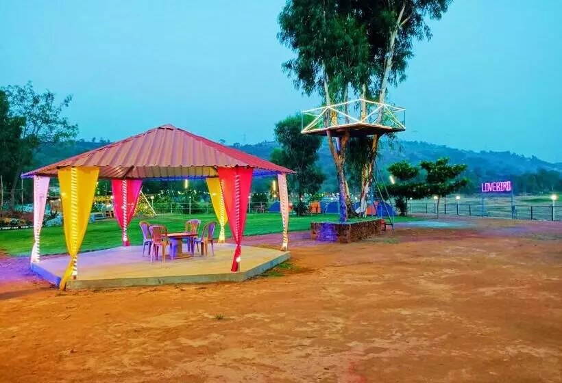 Lomakeskus Get Set Go Camping & Cottage Pawna