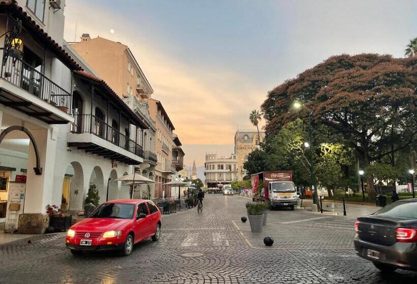 Suite Con Vista Al Casco Histórico De Salta