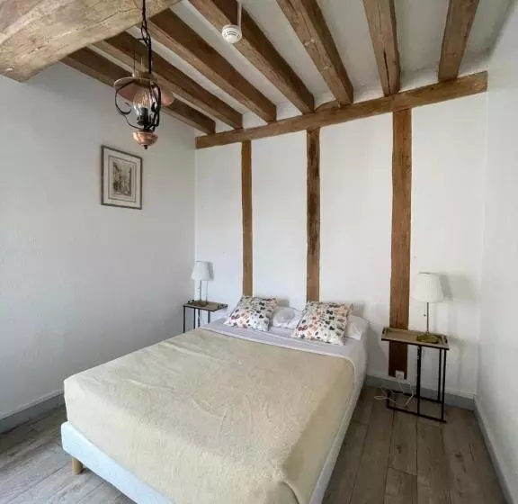 Retkeilymaja Le Champcevrais