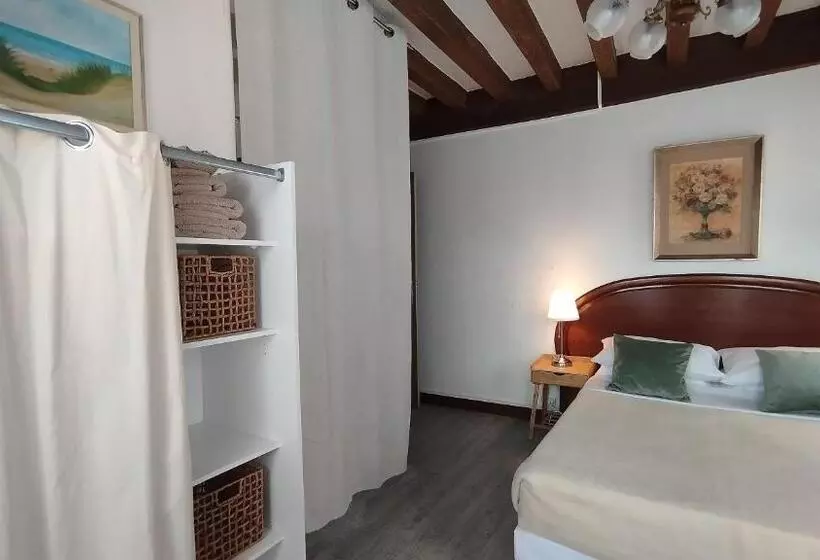 Retkeilymaja Le Champcevrais