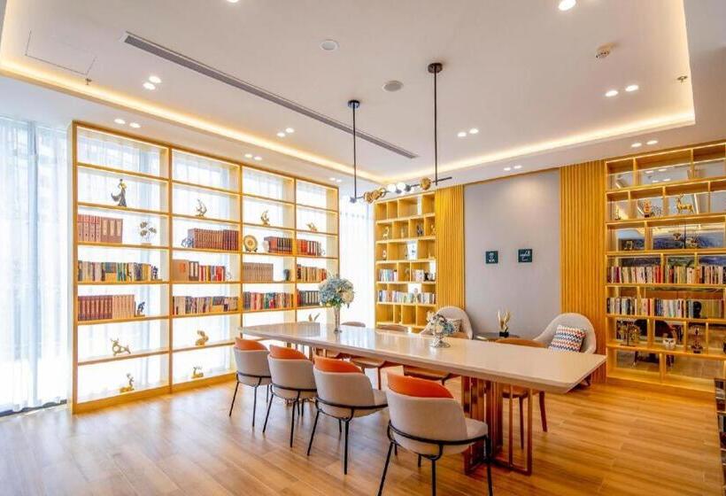 Atour X Hotel Dalian Xinghai Square Xi‘an Road