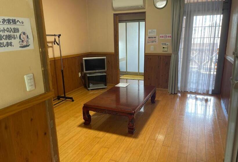 Hotel 源泉かけ流し離れの宿 きなっせ