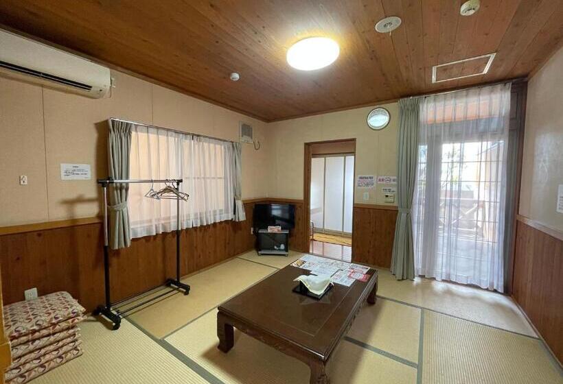 Hotel 源泉かけ流し離れの宿 きなっせ