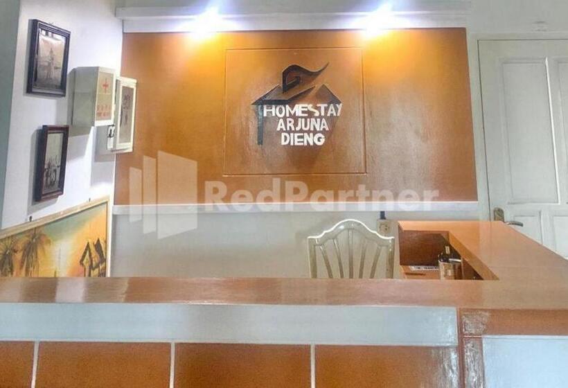 בית מלון כפרי Arjuna 1 Homestay Syariah Dieng Mitra Reddoorz