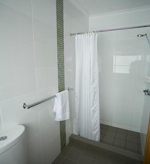 Отель Barrakee Ski Lodge