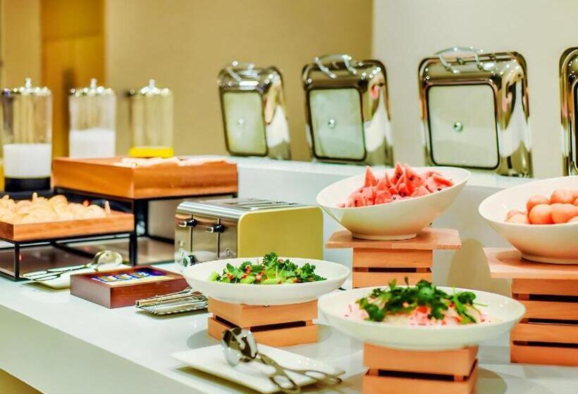 Отель City Comfort Inn Chongqing Pengshui Yujing Jiangshan