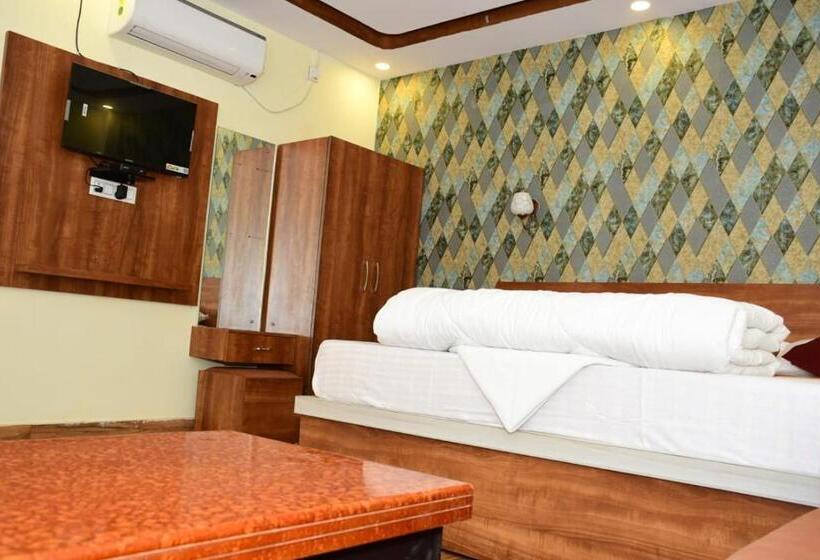 בית מלון כפרי Moti Villa Resort