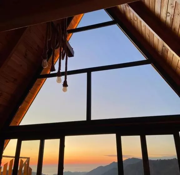 Hotelli Olva Suit Bungalov