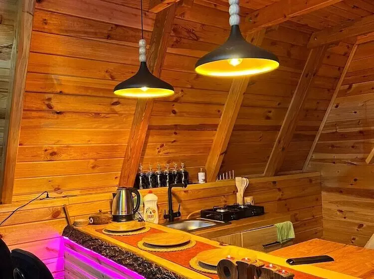 Hotelli Olva Suit Bungalov