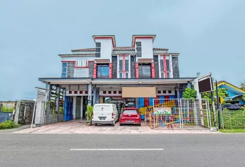 Hotelli Oyo 92294 Amole Homestay Syariah