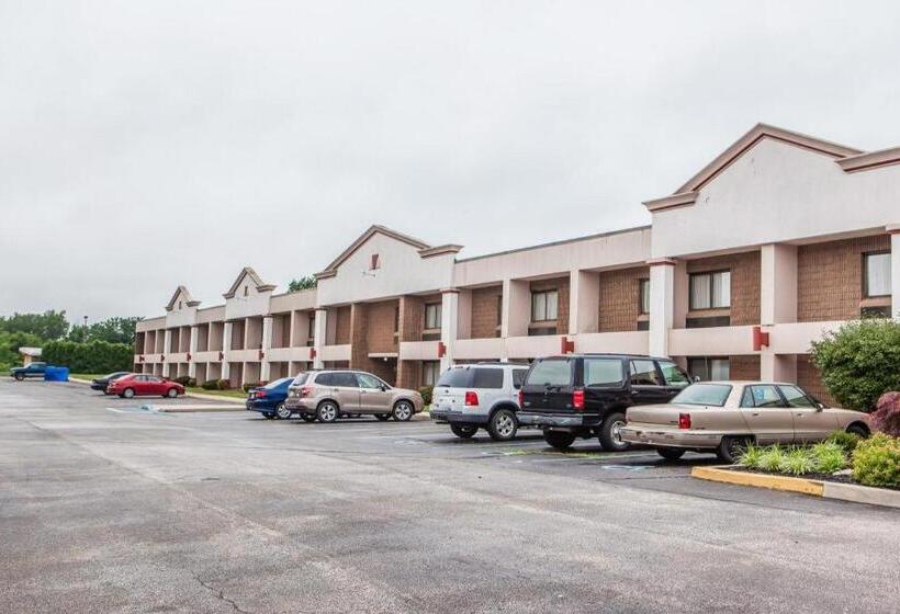 Отель Quality Inn & Suites