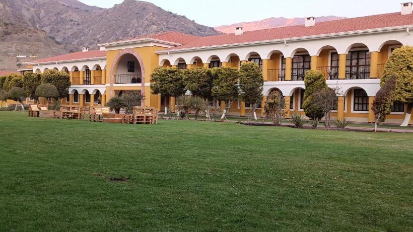 هتل Sesort Salquis